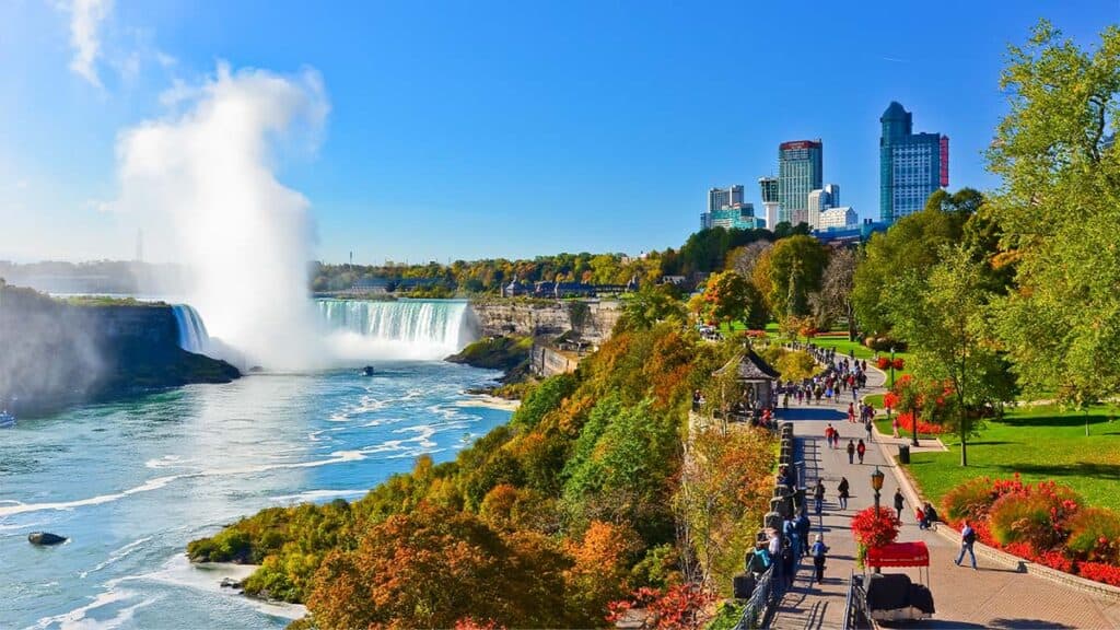 A Guide to the Canada Tourist Visa